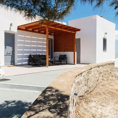Haroto Suites Tripiti Exterior photo